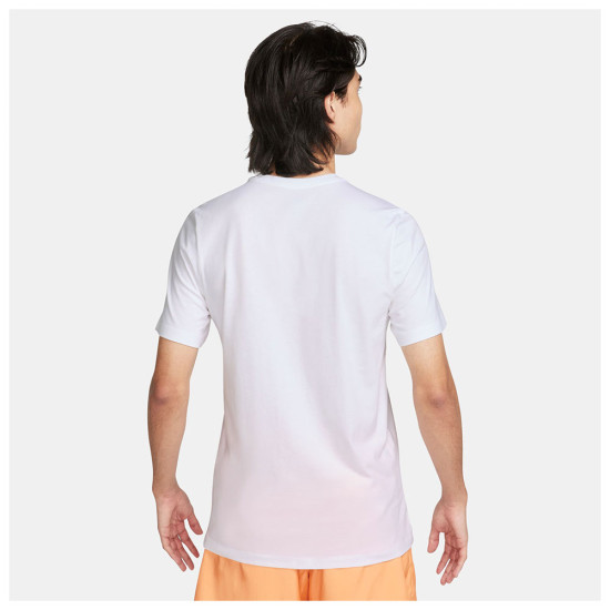 Nike Ανδρική κοντομάνικη μπλούζα Sportswear Tee 6MO Swoosh Nike Ανδρική κοντομάνικη μπλούζα Sportswear Tee 6MO Swoosh